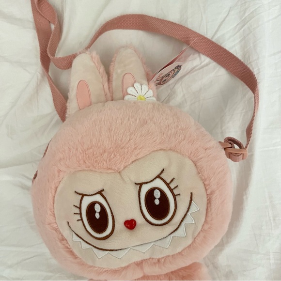 Labubu pink mokoko plush crossbody bag - Picture 2 of 5